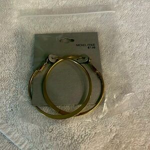 Gold colored loops earrings